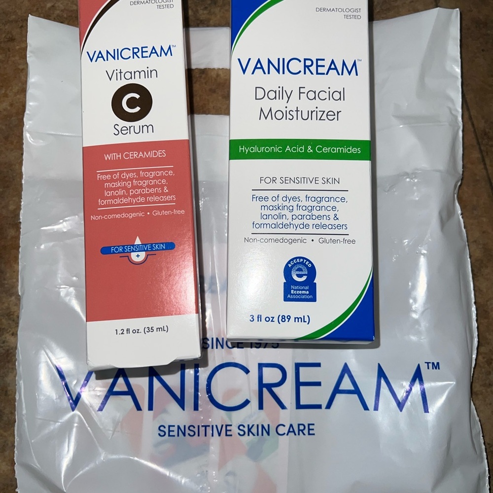 White and Pink Serum and Face Oil for Sensitive Skin